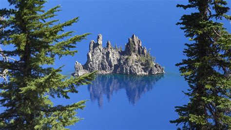 crater lake national park oregon usa in 4k ultra hd