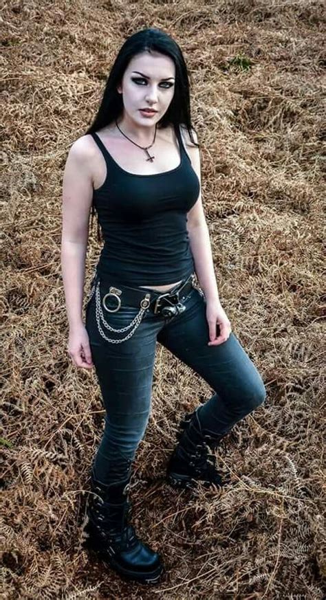 Emily Strange Hot Goth Girls Metal Girl Gothic Outfits