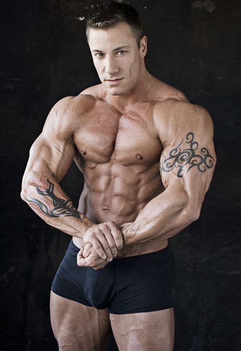 Sexy Muscle Bodies Rob Youells