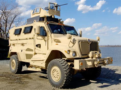 defence horizon maxxpro mrap  resistant ambush protected