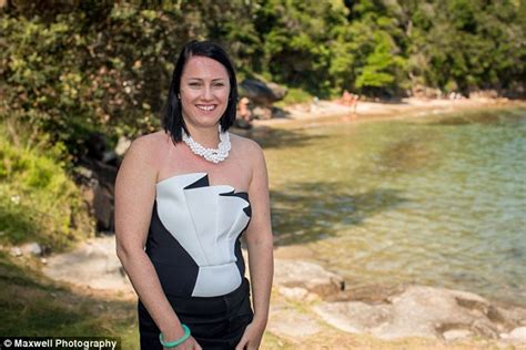 Previously Modest Woman Stripping Off To Do Sydney Skinny