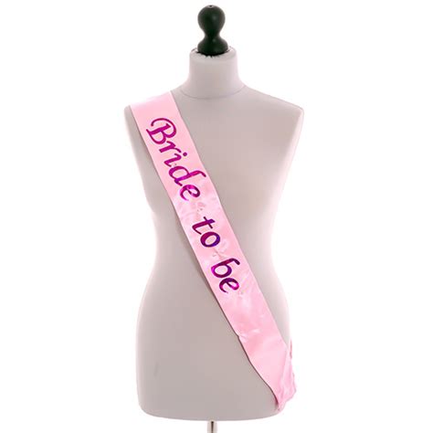 pink flashing bride to be sash £2 99 6 in stock last night of freedom