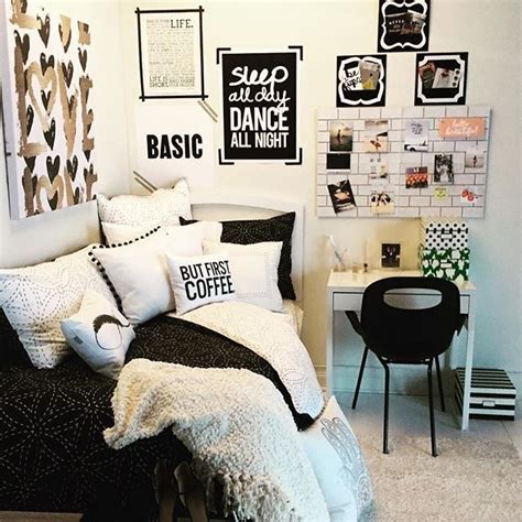 20 Gorgeous Small Bedroom Ideas That Boost Your Freedom