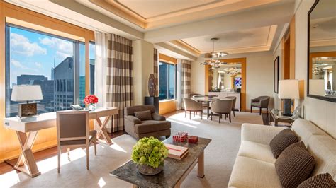 luxury hotel suites nyc deluxe rooms  seasons  york