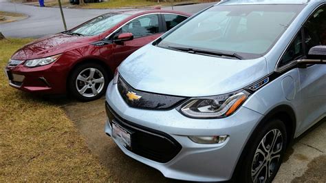 chevy bolt ev electric car owner weighs   pros  cons