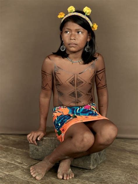 Embera Girl Etnias Etnias Del Mundo Embera Y Colombia