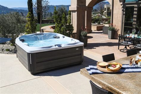 6 Person Jacuzzi Hot Tubs Thompson Pools