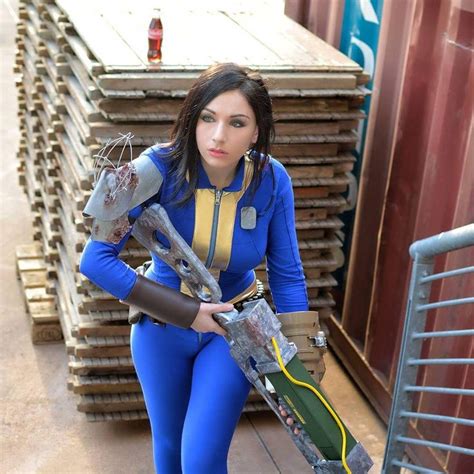 238 best vault girl images on pinterest art reference character art and female characters