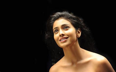 Actress World Shriya Saran Hot Bare Back Photos Shriya