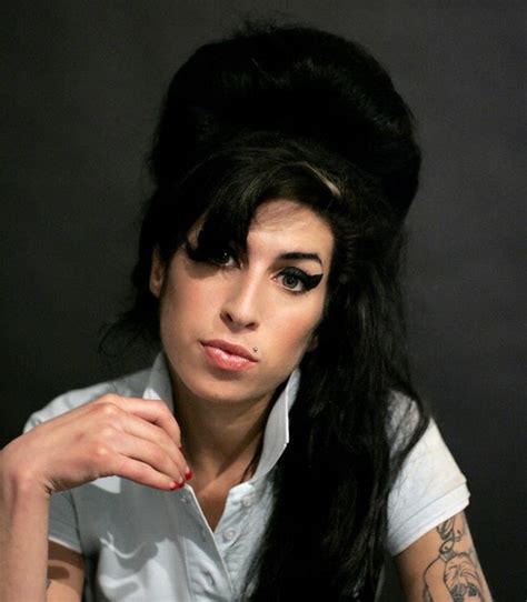 amy winehouse amy winehouse beehive hairstyle talk hairstyles