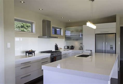 stylish small modern kitchens ideas  cabinets counters designing idea