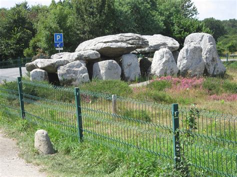 thouars encore prehistoric monuments