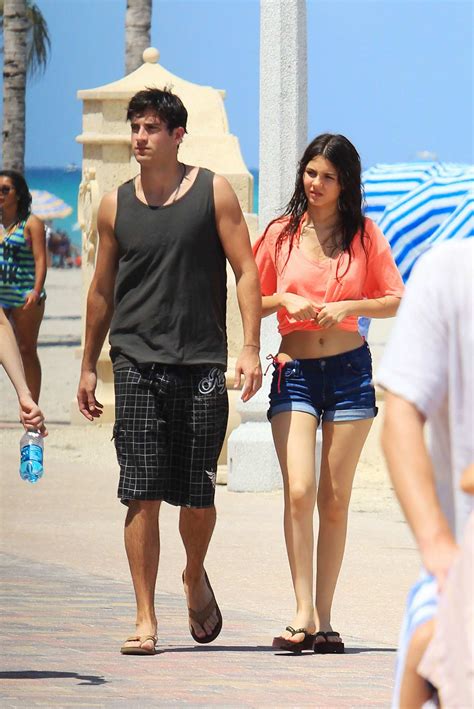 victoria justice and ryan rottman enjoys an ice cream cone while