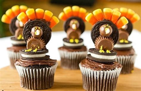 thanksgiving turkey cupcakes brown eyed baker