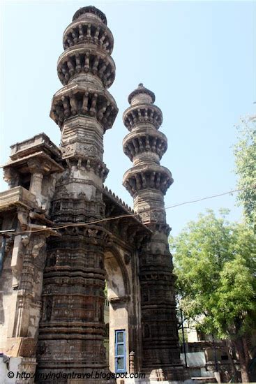 india travel jhulta minar ahmedabad