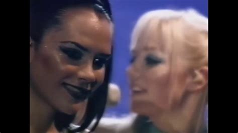 Spice Girls Mama Live Istanbul 1997 Youtube