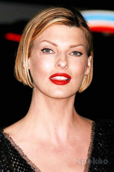 Linda Evangelista Short Hair Cuts Short Hair Styles Sleek Bob