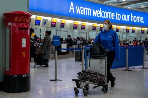 heathrow airport boss tells no10 to get a grip on quarantine policy