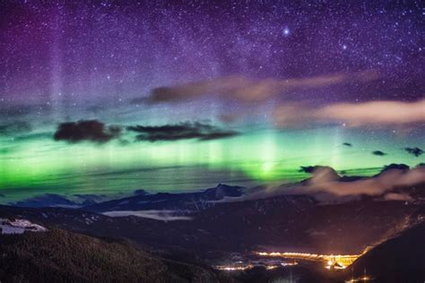 aurora borealis  canada  stunning northern lights  aurora