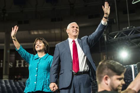 This Poll Reveals Americans Thoughts On Pence’s ‘dining Rule’ Mommy