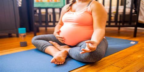 pregnancy tips to exercise safely during the third trimester pregnancy