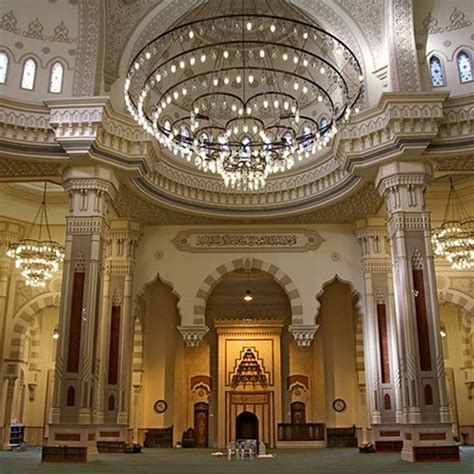 visit sharjah al noor mosque