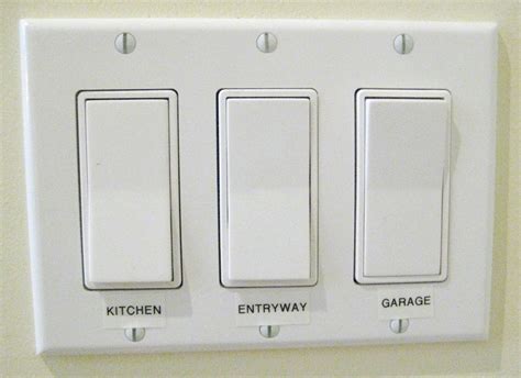 organizing label  light switches