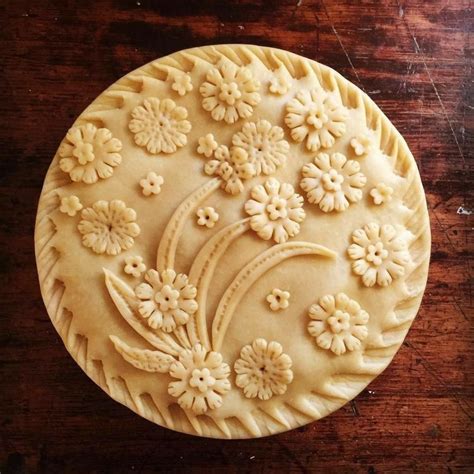 pin  nancy baker  recipes pie crust designs pie crust art