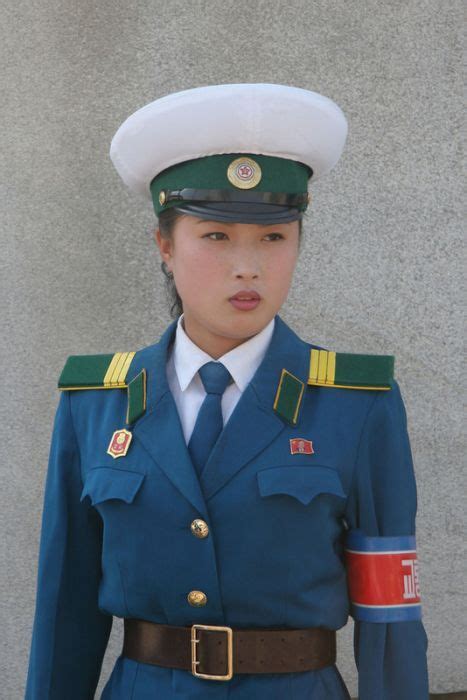 A Day In The Life Of North Korean Girls 29 Pics
