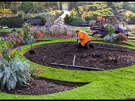 occupational video landscape gardener youtube