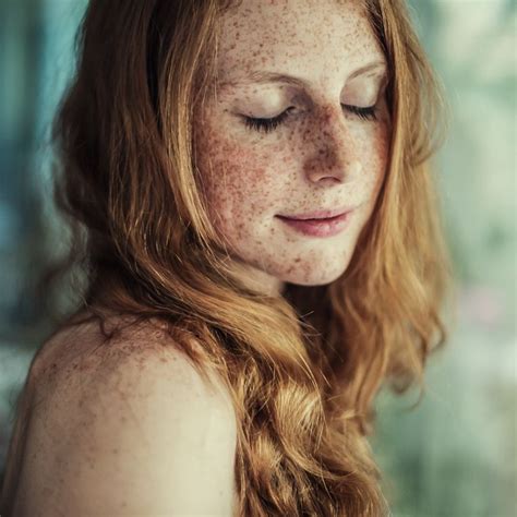 Pin By Emily M On Portretы Beautiful Freckles Redheads