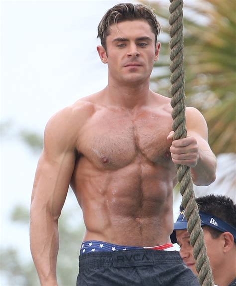 Zac Efron Full Frontal – Naked Male Celebrities