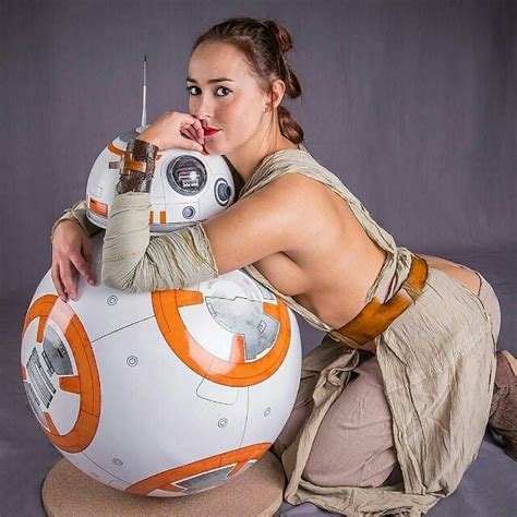 15 rey cosplays that are so steamy that even thewookies won t win