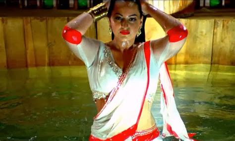 bollywood actress sonakshi sinha latest photo 2014 sexy desi and indian girl