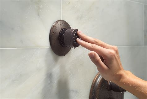 clean  faucet simple tips    faucet sparkling