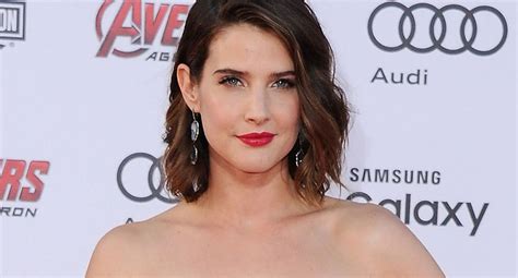 Cobie Smulders Reveals She Was Diagnosed With Ovarian