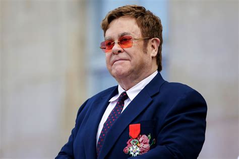 Elton John Slams Vladimir Putins Lgbt Comments After Russian
