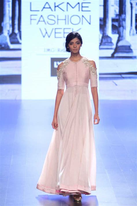 Anushree Reddy At Lakmé Fashion Week Summer Resort 2016 Vogue India