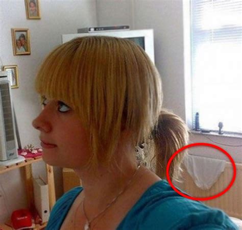 10 Of The Worst Selfie Fails By People Who Forgot To