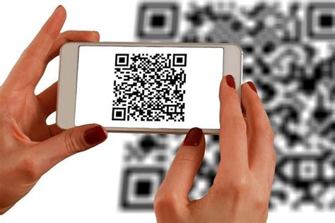 scan qr codes   android smartphone