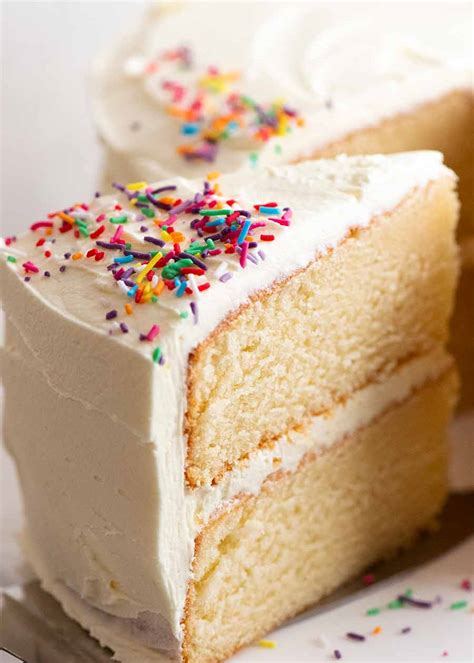 vanilla cake stays moist  days yummy recipe