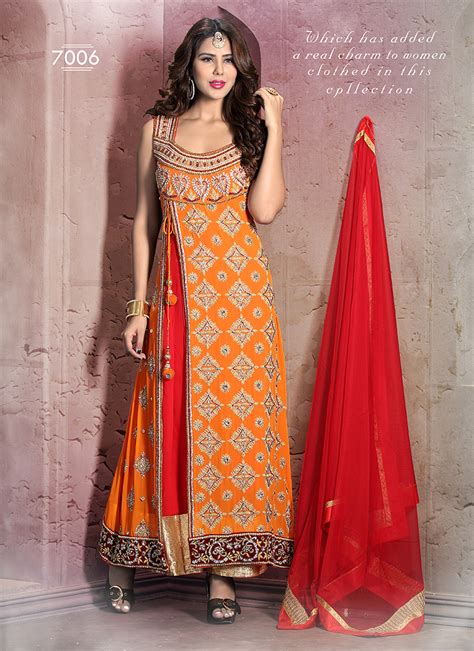 Traditional Ethnic Wear Dresses In Indian Wedding For Women Stylish