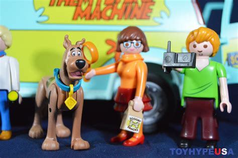 Playmobil Scooby Doo Mystery Machine Scooby And Shaggy