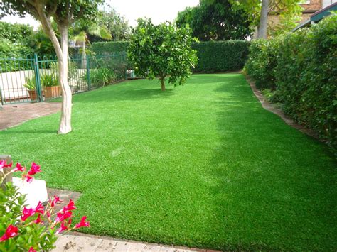 advantages  artificial lawn australian outdoor living