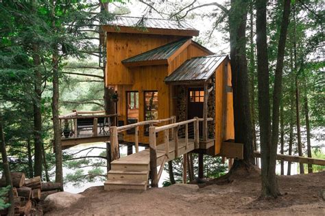 Vermont Tree Cabin On Walker Pond Treehouses For Rent In Newport