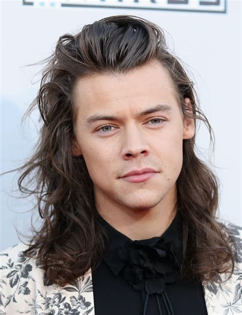 Harry Styles Long Hair Just Made An Incredible Unexpected Comeback