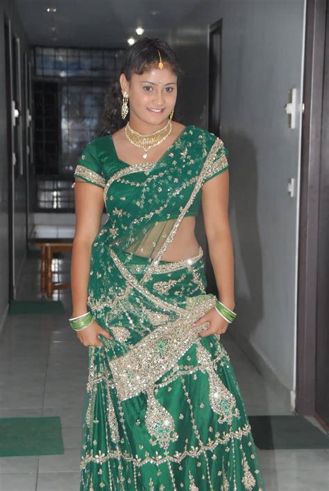 Telugu Actress Amrutha Valli Exclusive Green Saree Pics