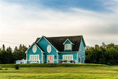 ranch style houses characteristics examples  homenish