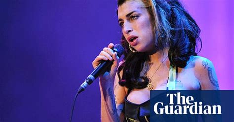 Amy Winehouse Dies Aged 27 In Pictures Music The Guardian