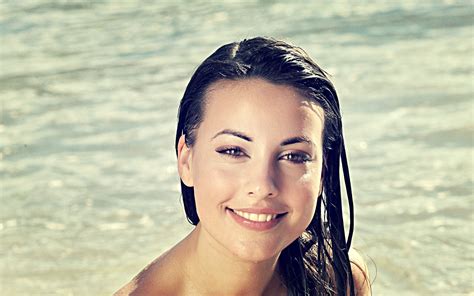 Lorena Garcia Brunette Pool Smile Wet Hair Wallpaper